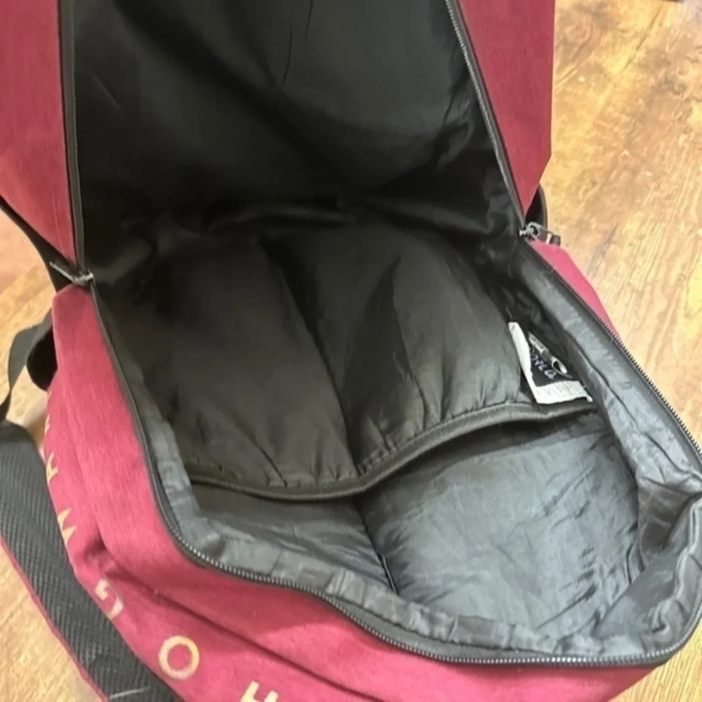Harry Potter‎ Hogwarts Full Sized large backpack with Keychain